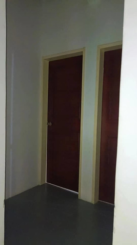 Imagen 8 de 9 de Casa En Ciudad Jardin Cagua 4 Habitaciones 3 Baños
