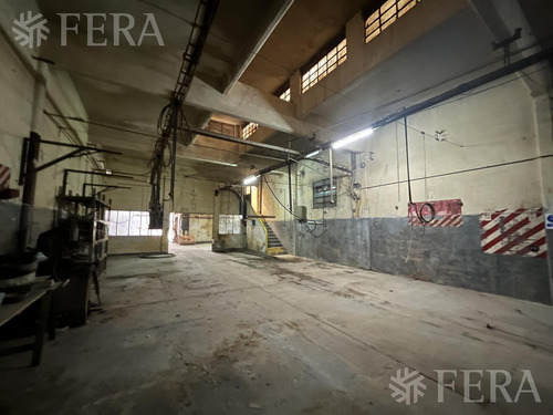 Venta De Galpón En Wilde (25272)