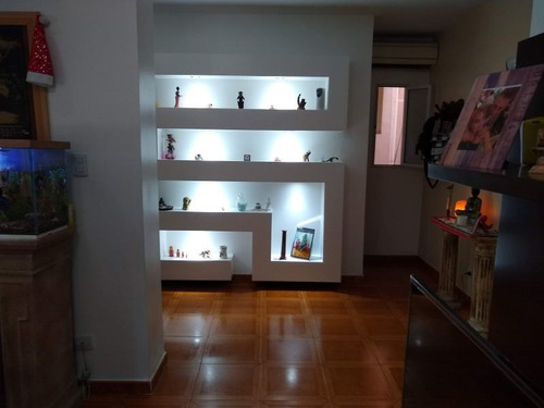 Casa En Venta En Liniers