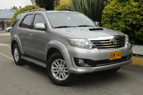 Toyota Fortuner 3.0 Sr5