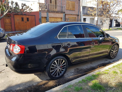 Volkswagen Vento 1.9 I Advance 2010