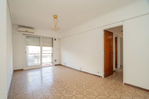 Venta 4 Ambientes C/balcón Flores Apto Credito