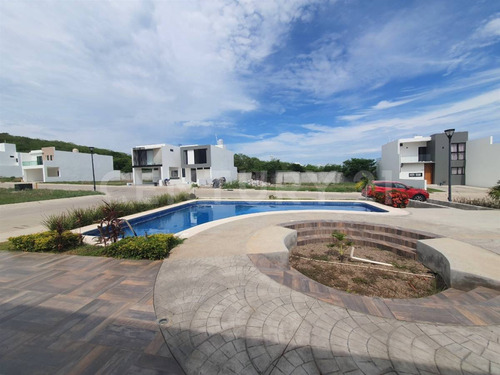 3 Terrenos Residenciales Juntos En Venta En Mazatlan Sinaloa. 162 M2 C/u Fracc.