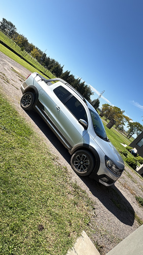Volkswagen Saveiro 1.6 Cross Gp Cd 110cv Pack High