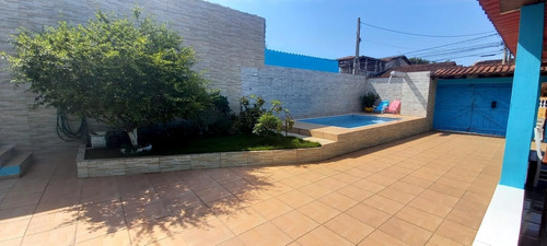Imagem 10 de 14 de 6014 - Casa 2 Dormitórios Piscina Churrasqueira Peruíbe