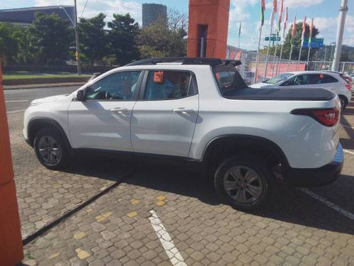 Imagem 8 de 9 de Fiat Toro 1.8 16v Evo Flex Freedom At6