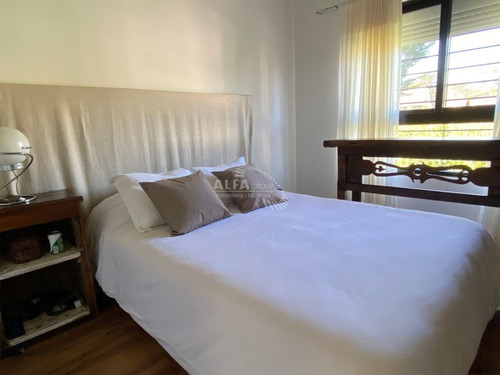 Imagen 18 de 26 de Casa En Venta En Playa Mansa, Punta Del Este
