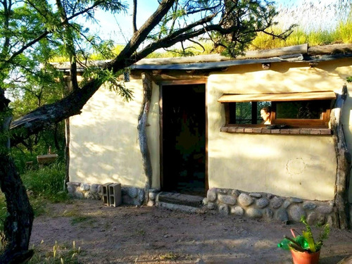 Aloja Inmobiliaria - Vendo Casa De 2 Dorm. En Las Gramillas, San Marcos Sierras  Oferta De Oportunidad U$s 25.000