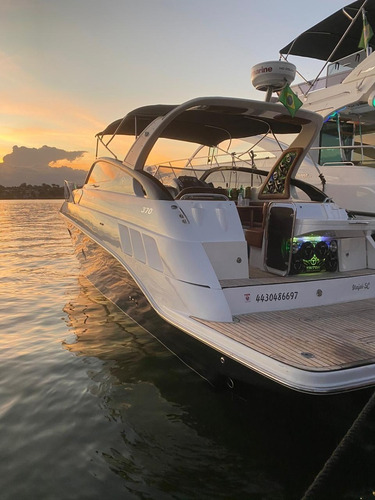 Imagem 11 de 13 de Lancha Triton Yachts 380 Parelha Volvo Gasolina Completa
