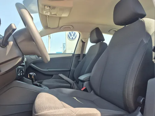 Volkswagen Jetta 2.5 Trendline Tiptronic At