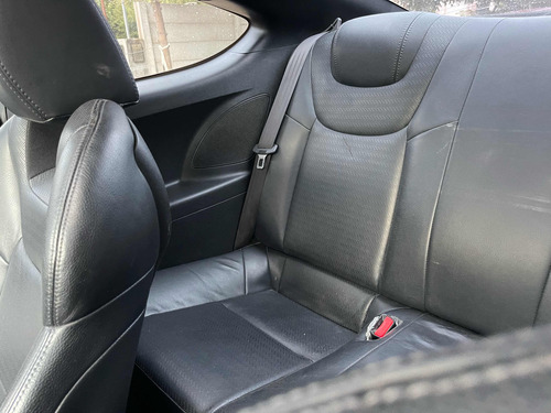Hyundai Genesis 3.8 Coupe 300cv 8at