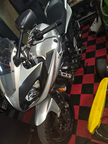 Yamaha Fazer S2 600cm3