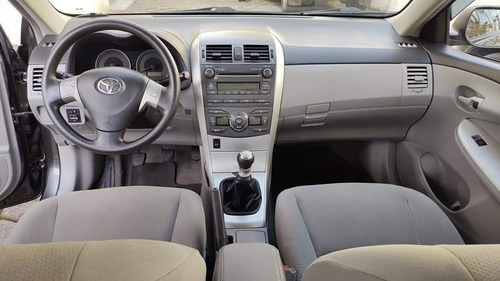 Imagem 3 de 8 de Toyota Corolla 2012 1.8 16v Gli Flex 4p