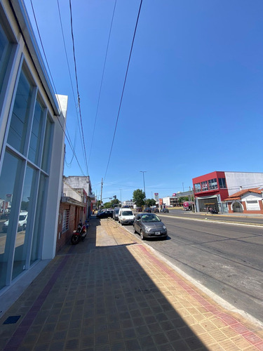 Imagen 9 de 14 de Importante Local Comercial A Estrenar En Venta