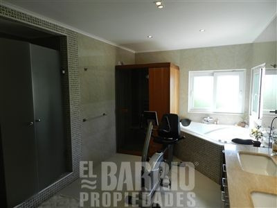 Imagen 29 de 30 de Casa En Venta De 5 Dormitorios En Colina