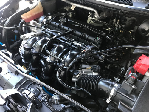 Imagen 16 de 25 de Ford Fiesta Kinetic Design 1.6 Se Año 2014 - Liv Motors