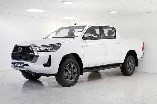 Toyota Hilux 2.8 Cd Srv 177cv 4x2 At