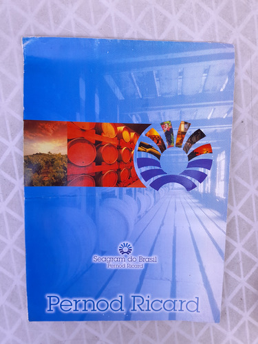 Catálogo Seagram Do Brasil Pernod Ricard -produtos Ano 2002 (Usado)