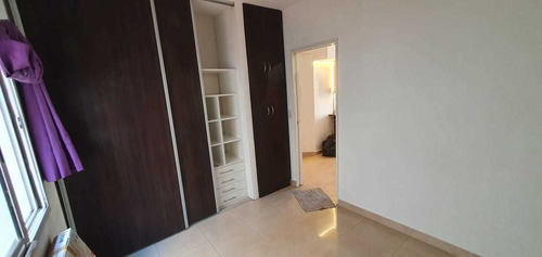 Departamento 2 Ambientes , Almagro Con Balcón