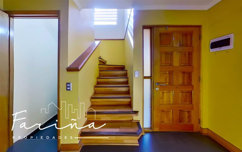 Arriendo Casa 3d, 4 Baños Y Servicio - Portones De Chicureo