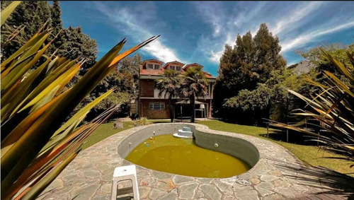 Chalet 5 Ambientes, 4 Dormitorios, Pileta, Ent.paradisiaco