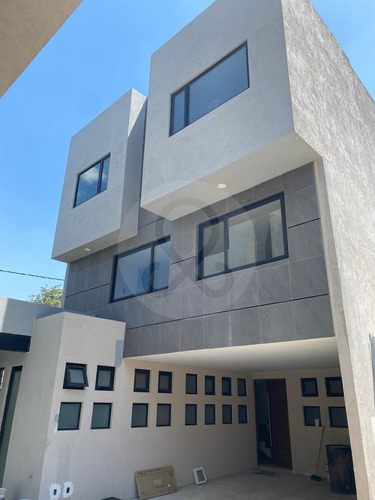 Casa En Condominio En Venta En Héroes De Padierna