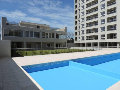 Imagen 16 de 18 de Departamento 2 Ambientes Con Cochera En Venta En Complejo Las Victorias Plaza San Martín
