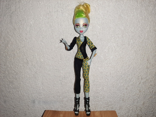 Monster High Lagoona Blue 