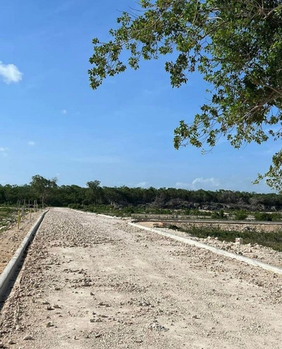 Terreno En Venta Dentro De Un Residencial Cerrado  En Sector Exclusivo De La Romana