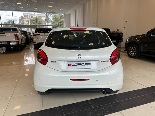 Peugeot 208 1.6 Allure