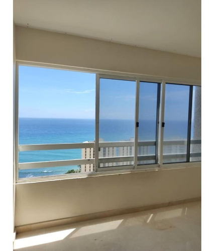 Imagen 4 de 12 de Apartamento Vacacional En Alquiler Res Montemar Playa Grande Catia La Mar La Guaira