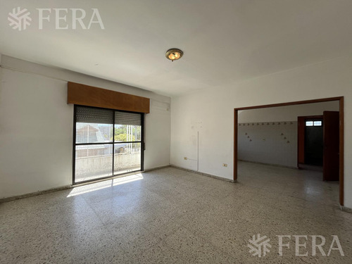 Venta Ph 3 Ambientes Con Balcón, Patio Y Terraza En Wilde (32497)