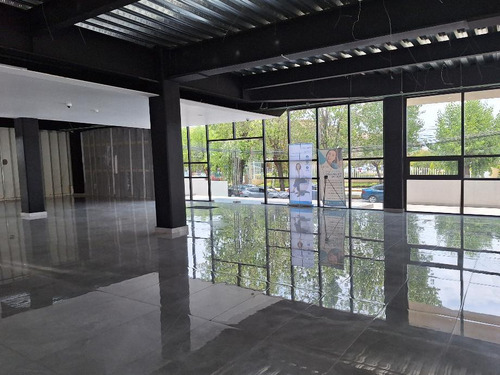 Local Comercial En Renta En Colonia Real De Arcos, Metepec, Estado De México