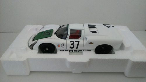 1/18 Exoto Motorbox Porsche 910 No 37 Año 1967