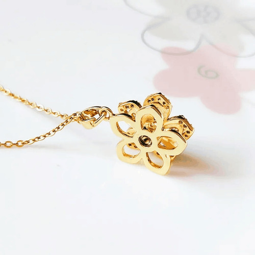 Imagen 3 de 6 de Collar Mujer Dije Flor Giratorio Cristales Dorado Acero Inox