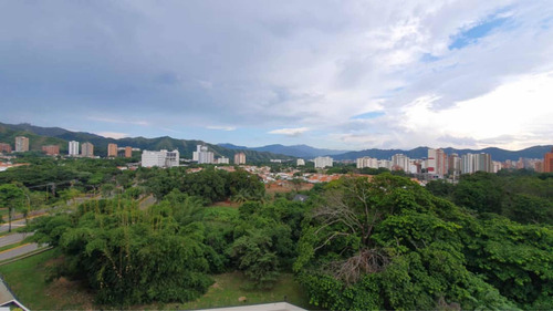 Imagen 15 de 16 de Gabriela Girón Vende Apartamento En El Parral, Res. Omega