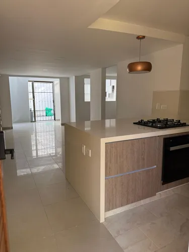 Casa En Venta En Calasanz. Cod V17229