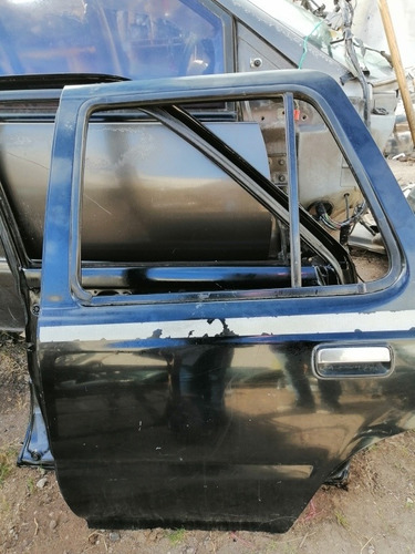 Puerta Trasera Izquierda Toyota 4runner Mod 92. 