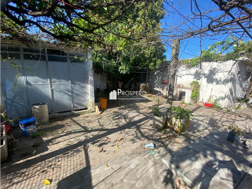 Al1961/p/1 Venta Casa 3 Dorm, Flor De Maroñas Garaje, Patio Fondo