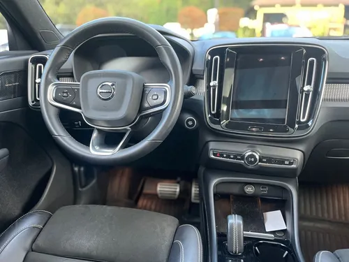 Volvo XC40 2.0 Hibrid