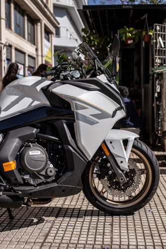 Imagen 4 de 25 de Nueva Cfmoto Nk 650 Gt Lanzamiento Lidermoto Cf Moto