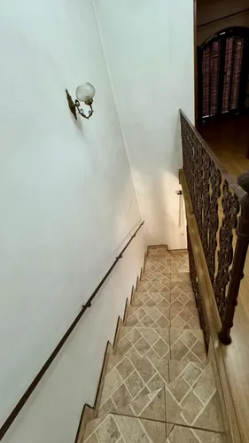 Casa No Centro De Itapevi, Próxima A Estação De Trem, Terminal De Ônibus, Escola E Hospitais