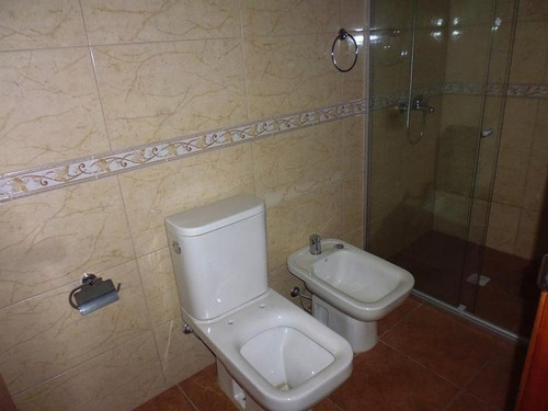 Venta De Casa 4 Dormitorios En Cordón, Excelente Reciclaje!!