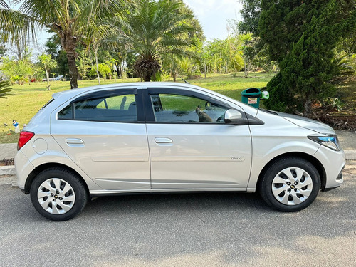 Chevrolet Onix 1.4 Lt 5p