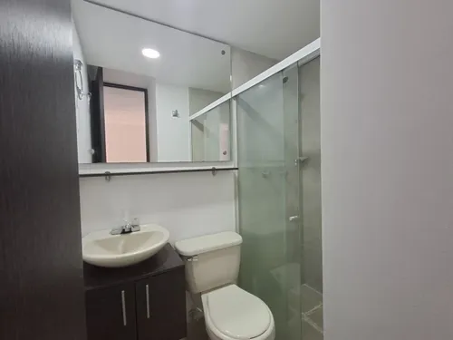 Apartamento En Arriendo Ubicado En Medellín Sector Calasanz Parte Baja (27206).