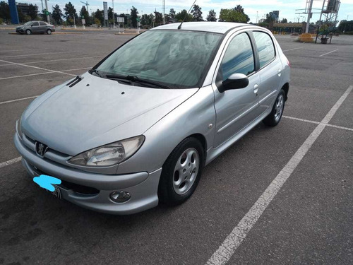 Peugeot 206 1.6 Xr Premium