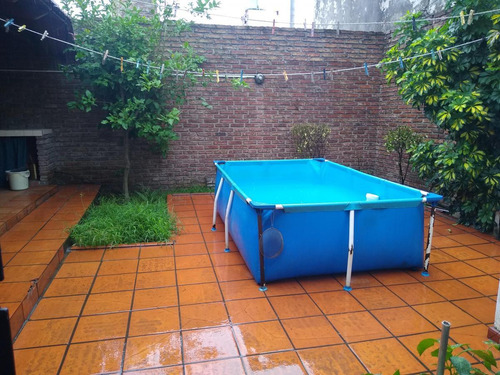 Ph En Venta - 4 Dormitorios 4 Baños - 208mts2 - Crucecita, Avellanea