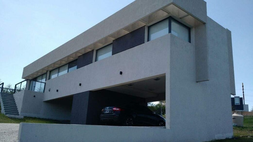 Tierra Alta -venta Casa 1 Dor. Dependencia
