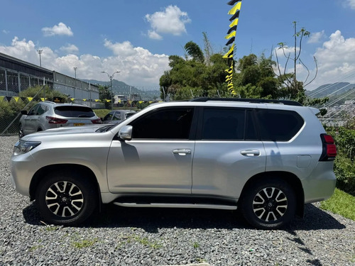 Toyota Prado 3.0 Tx-l Diésel 4x4