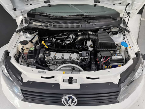 Imagen 10 de 12 de Volkswagen Gol 2020 1.6 Trendline Mt 5 P